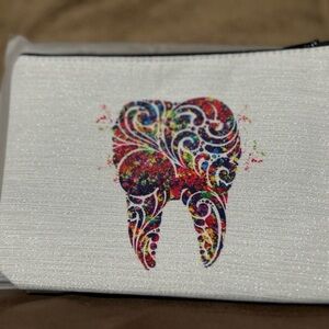 Colorful Tooth Design Pouch